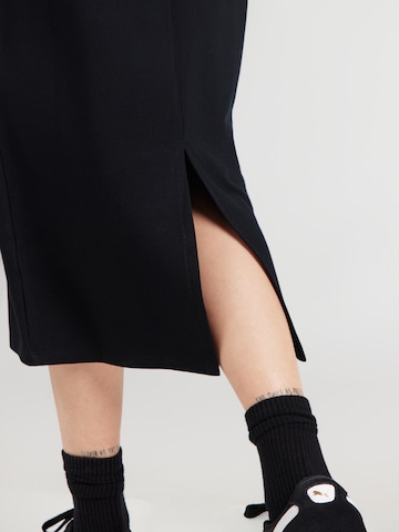 Superdry - Vestido en negro