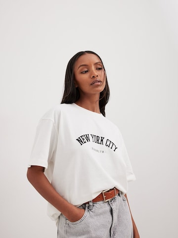 NA-KD Oversized shirt in Wit: voorkant