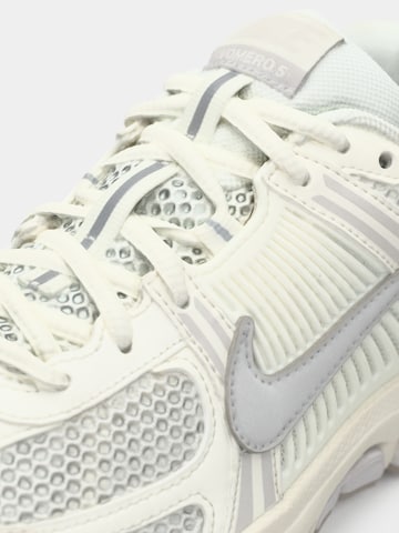Nike Sportswear Tenisky 'Zoom Vomero 5' – bílá