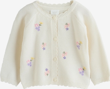 Next Neuletakki värissä valkoinen: etupuoli