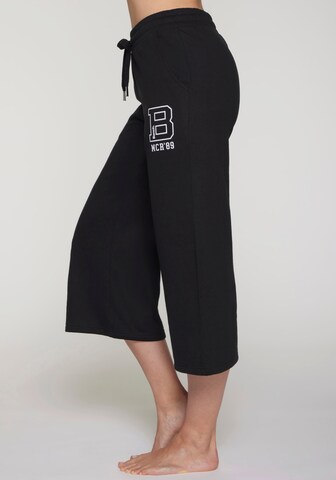 BENCH Wide Leg Hose in Schwarz