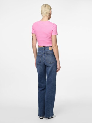T-shirt 'PCMaddy' PIECES en rose