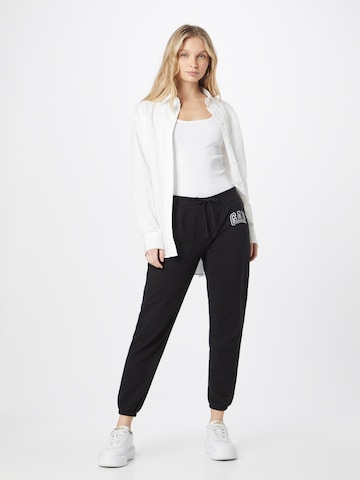 Gap Tall Tapered Nadrág - fekete