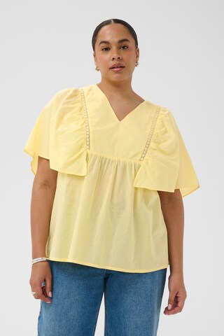 KAFFE CURVE - Blusa 'KCKarlia' em amarelo: frente