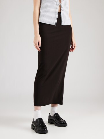 Monki Skirt in Black: front