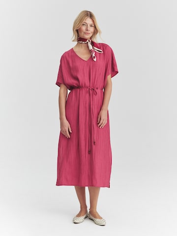 TATUUM Kleid 'CAMIRA Z' in Pink: Vorderseite