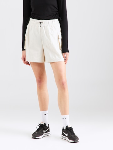 Nike Sportswear Loosefit Shorts 'ESSNTL' in Beige: predná strana