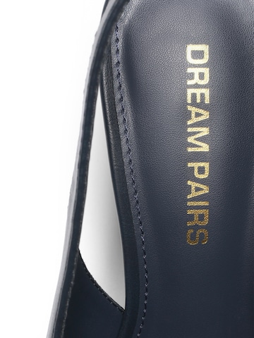 Dream Pairs Pumps in Blue