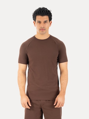 T-Shirt 'Delian' Smilodox en marron : devant