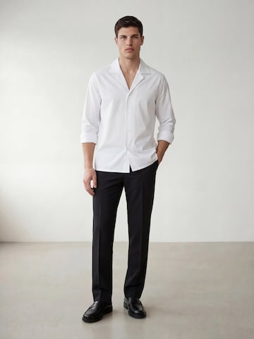 ARMIE Slim fit Overhemd 'The Allan' in Wit