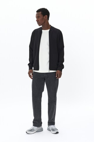 Matinique Sweatjacke in Schwarz