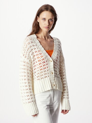 TOPSHOP Knit Cardigan in Beige: front