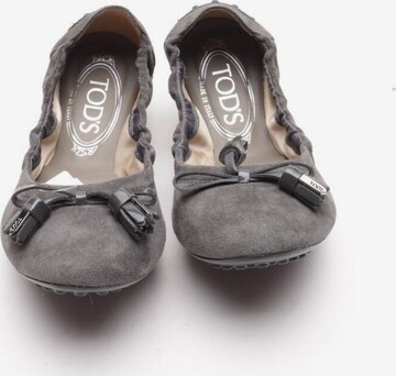 Tod's Flats & Loafers in 35,5 in Grey