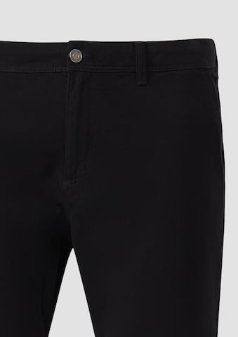 s.Oliver Regular Chinohose in Schwarz