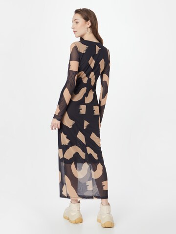 Robe Monki en noir