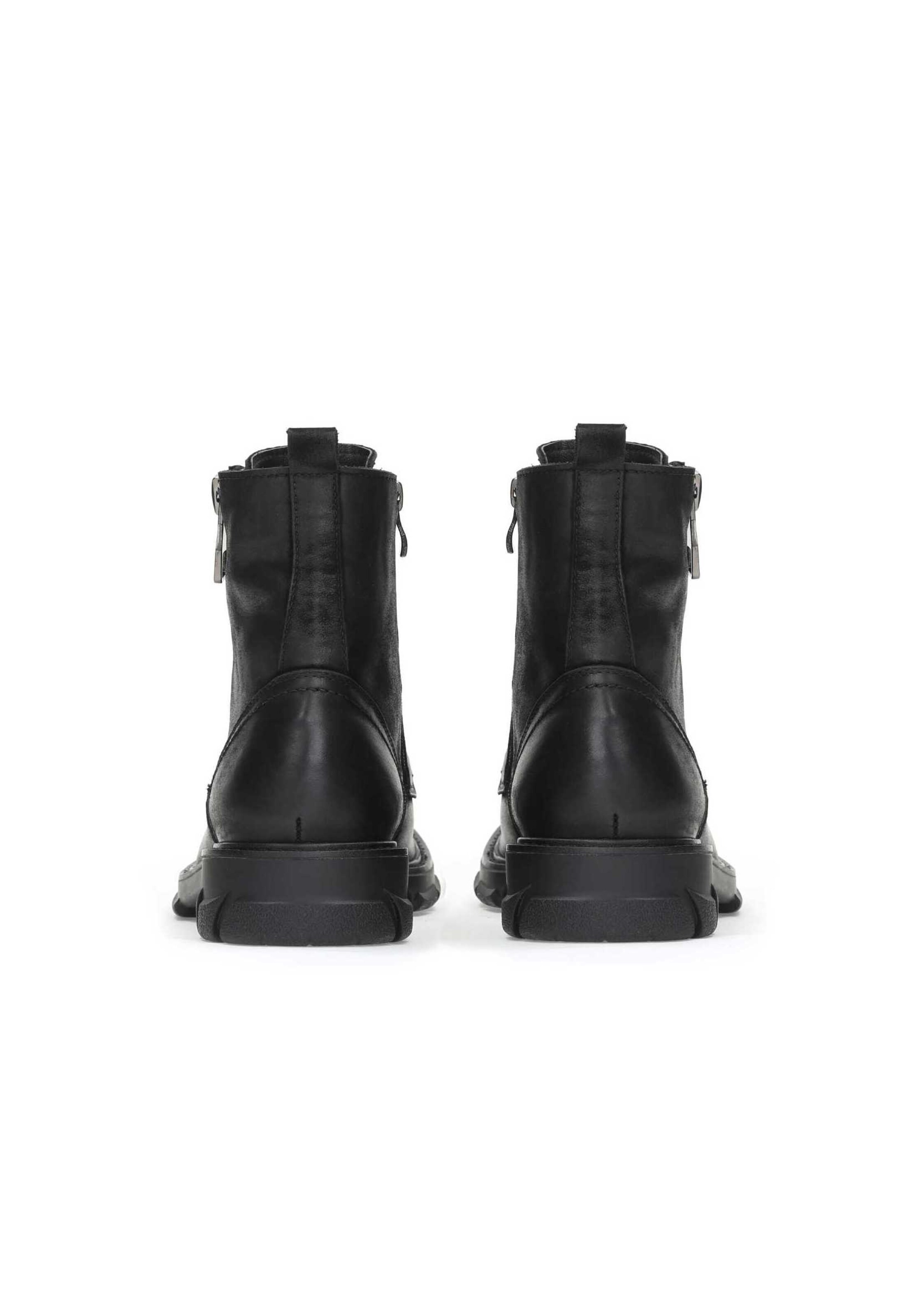 Boots stringati di Kazar in nero