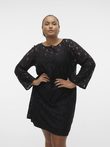 Robe de cocktail 'Seja' Vero Moda Curve en noir : devant