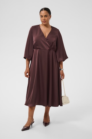 KAFFE CURVE Dress in Brown: front