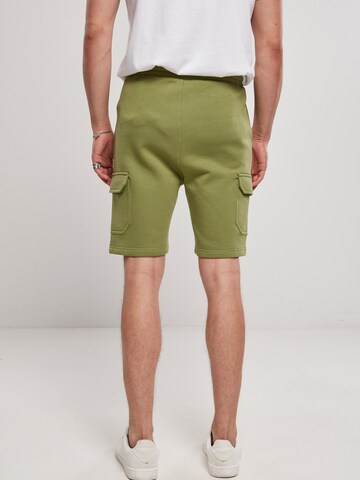 Regular Pantalon cargo Urban Classics en vert