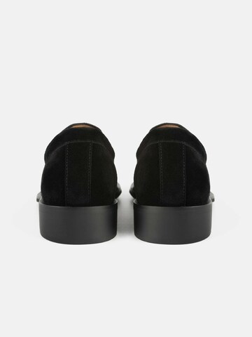 L37 HANDMADE SHOESSlip On cipele 'HOLD ME CLOSE' - crna boja