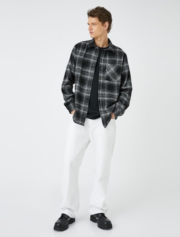 Koton Regular Fit Hemd in Schwarz