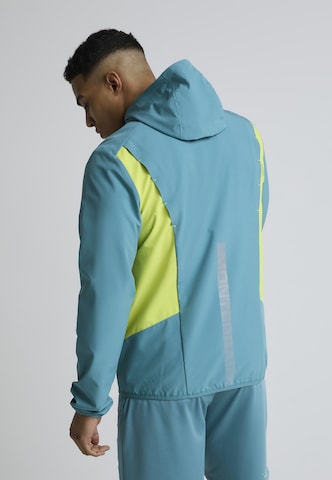 MONTERRAIN Training Jacket 'Lyder Windrunner' in Blue