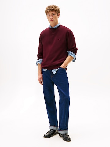 Sweat-shirt 'ESS SEASONAL' TOMMY HILFIGER en rouge