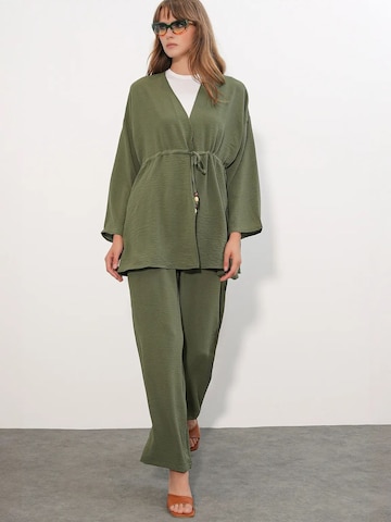 Pantalons de tailleur Bigdart en vert