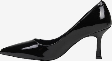 Desa Pumps 'Spitz zulaufender Stiletto' in Black: front