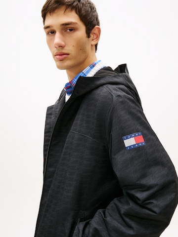 Tommy Jeans Prechodná bunda - Čierna