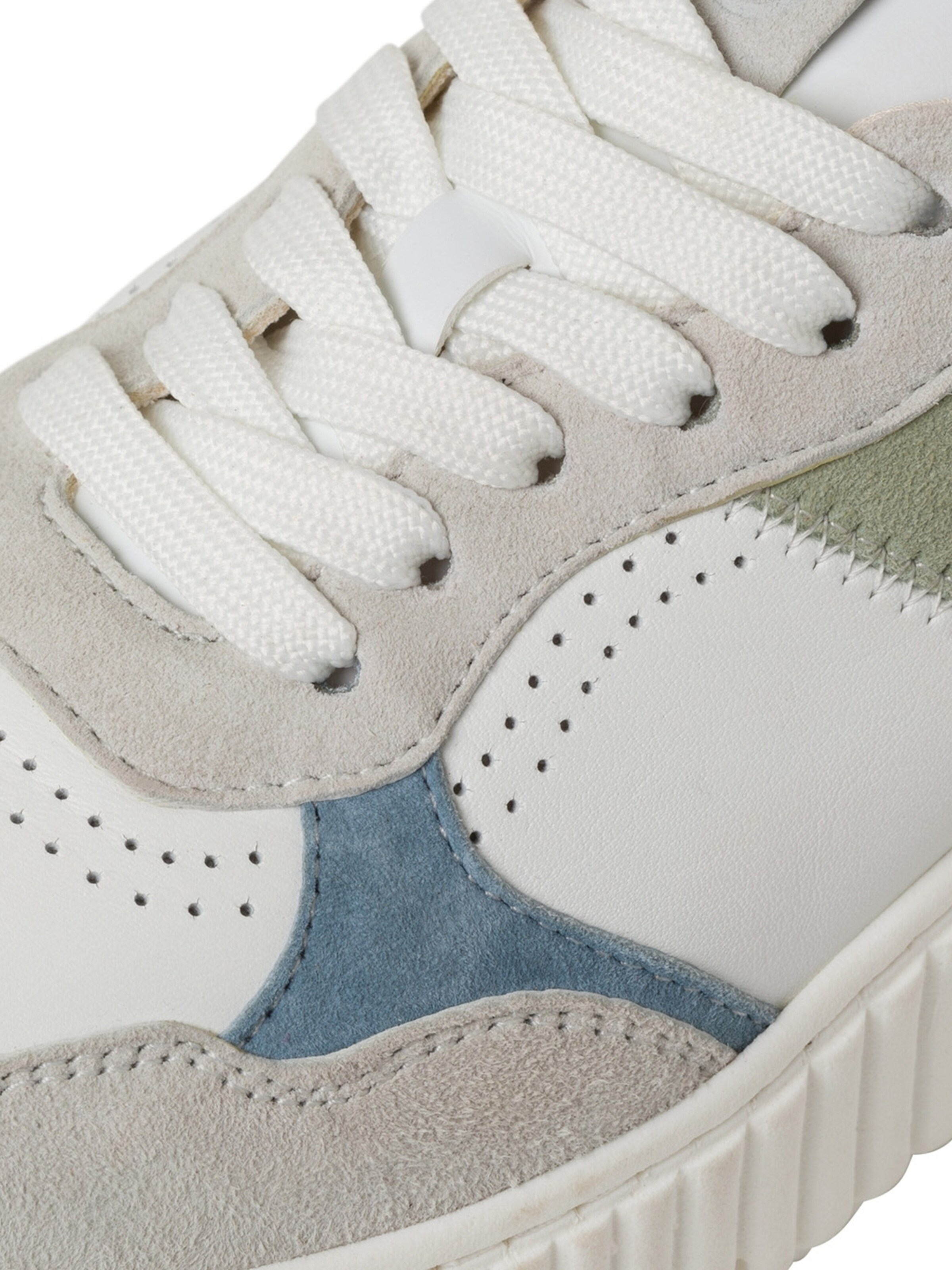 Baskets basses Tamaris en blanc