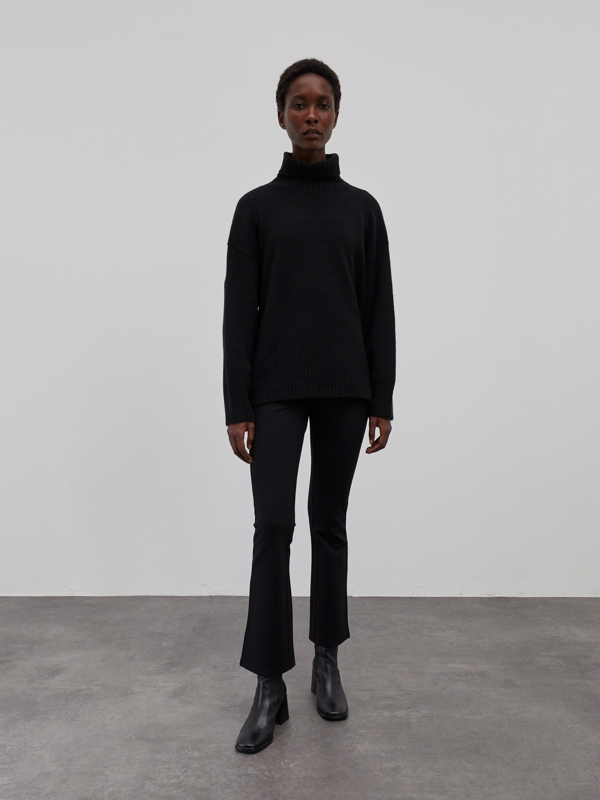 EDITED Produits Pull-over 'Henri' noir