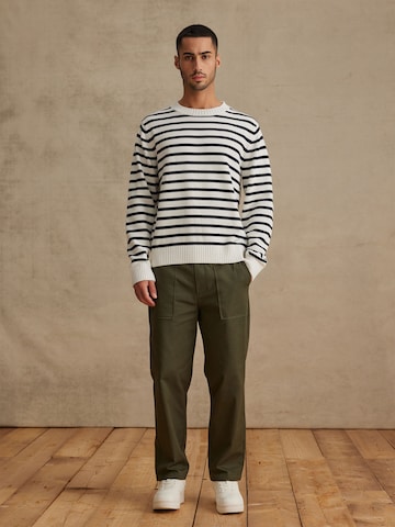 DAN FOX APPAREL Sweater 'Jonathan' in Blue