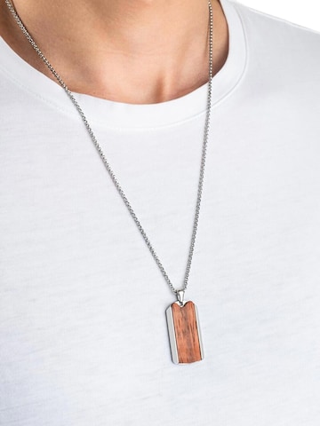 So Chic Necklace in Silver