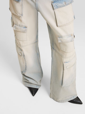 Bershka Wide leg Cargo Jeans in Blue