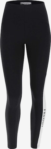 Skinny Pantalon de sport Freddy en noir : devant