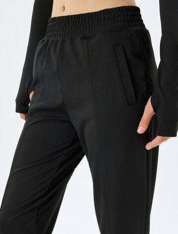 Koton Slimfit Broek in Zwart