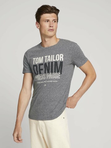 TOM TAILOR DENIM T-Shirt in Grau: predná strana
