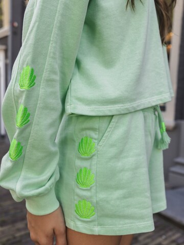 Sweat-shirt Looxs Revolution en vert