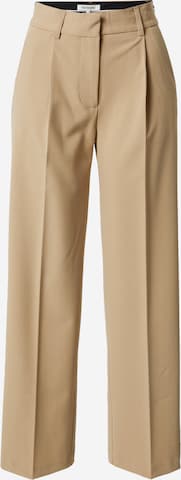 Soft Rebels Loose fit Pleated Pants 'Vilja' in Brown: front