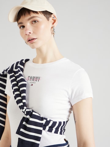 Tommy Jeans Μπλουζάκι 'ESSENTIAL' σε ροζ