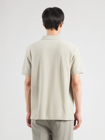 Tricou de la FYNCH-HATTON pe bej
