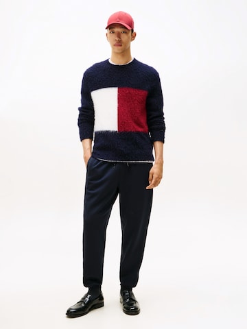 TOMMY HILFIGER Tapered Bukser i blå