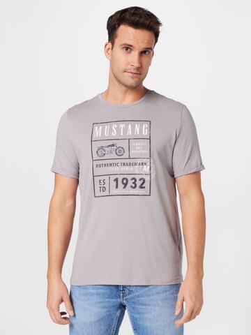 MUSTANG T-Shirt 'Alex' in Grau: predná strana