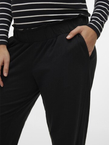 Regular Pantalon 'LIVY' MAMALICIOUS en noir