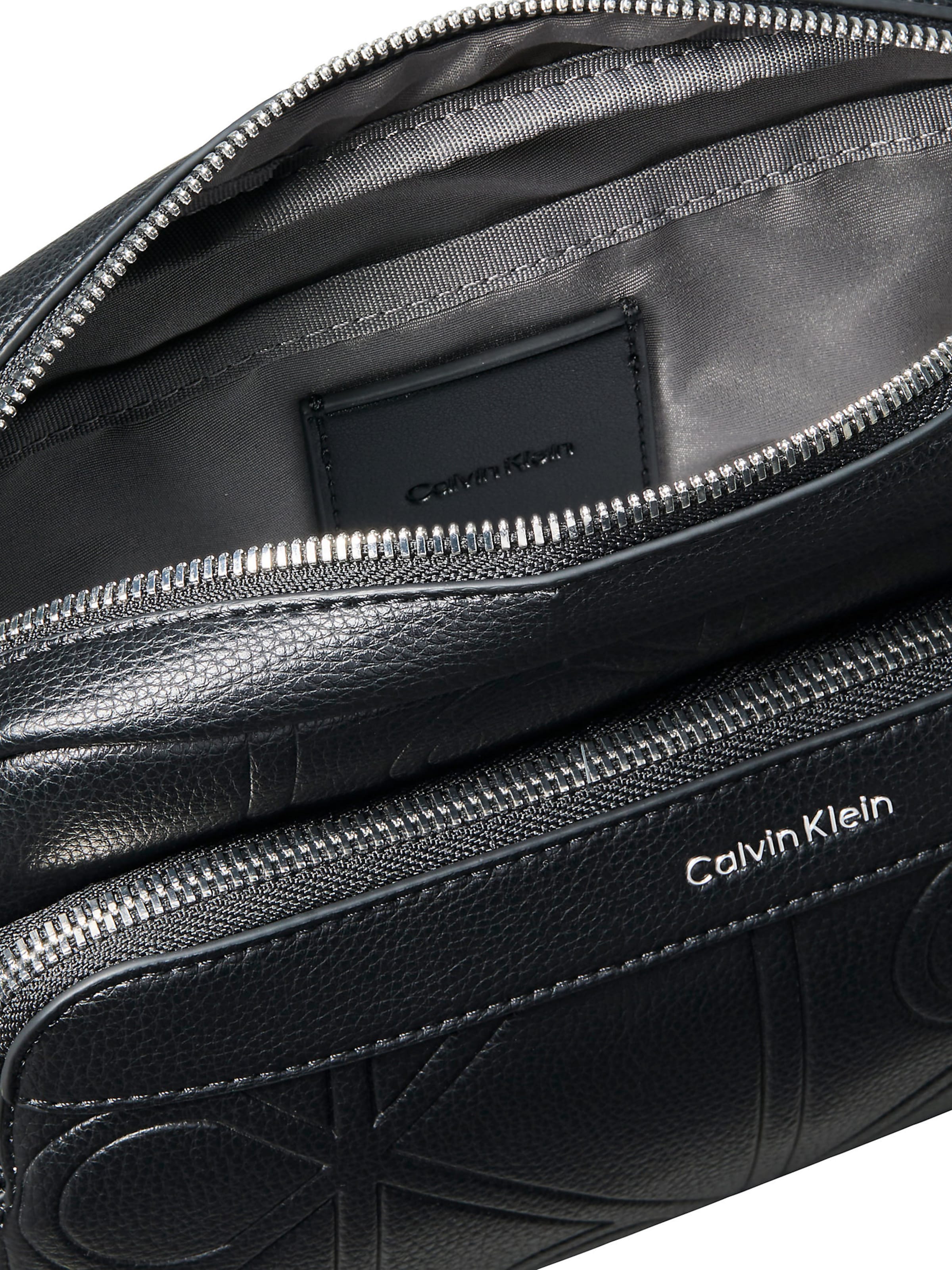 Calvin Klein Crossbody Bag in Black