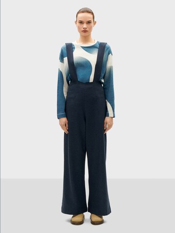 Thinking MU Wide leg Dungarees 'Pia' in Blue: front