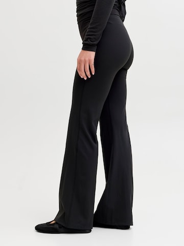 JJXX - Acampanado Leggings 'JXSANIA' en negro