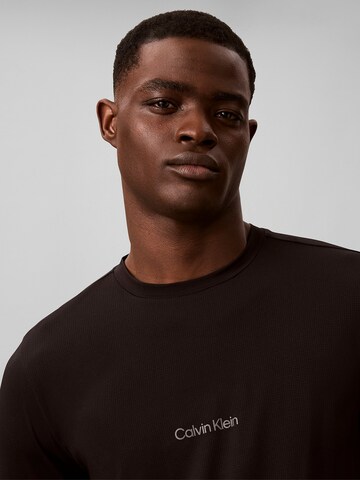 T-Shirt fonctionnel Calvin Klein Sport en noir