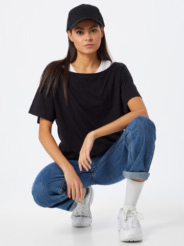 Tricou de la ESPRIT pe negru